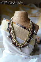 Load image into Gallery viewer, Multilayered Choker necklace
