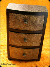 Load image into Gallery viewer, Handcrafted Keepsakebox
